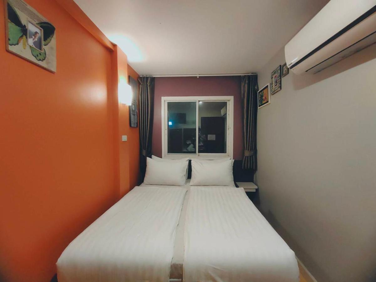 Hotel Bbhouse Phra Athit Bangkok Esterno foto