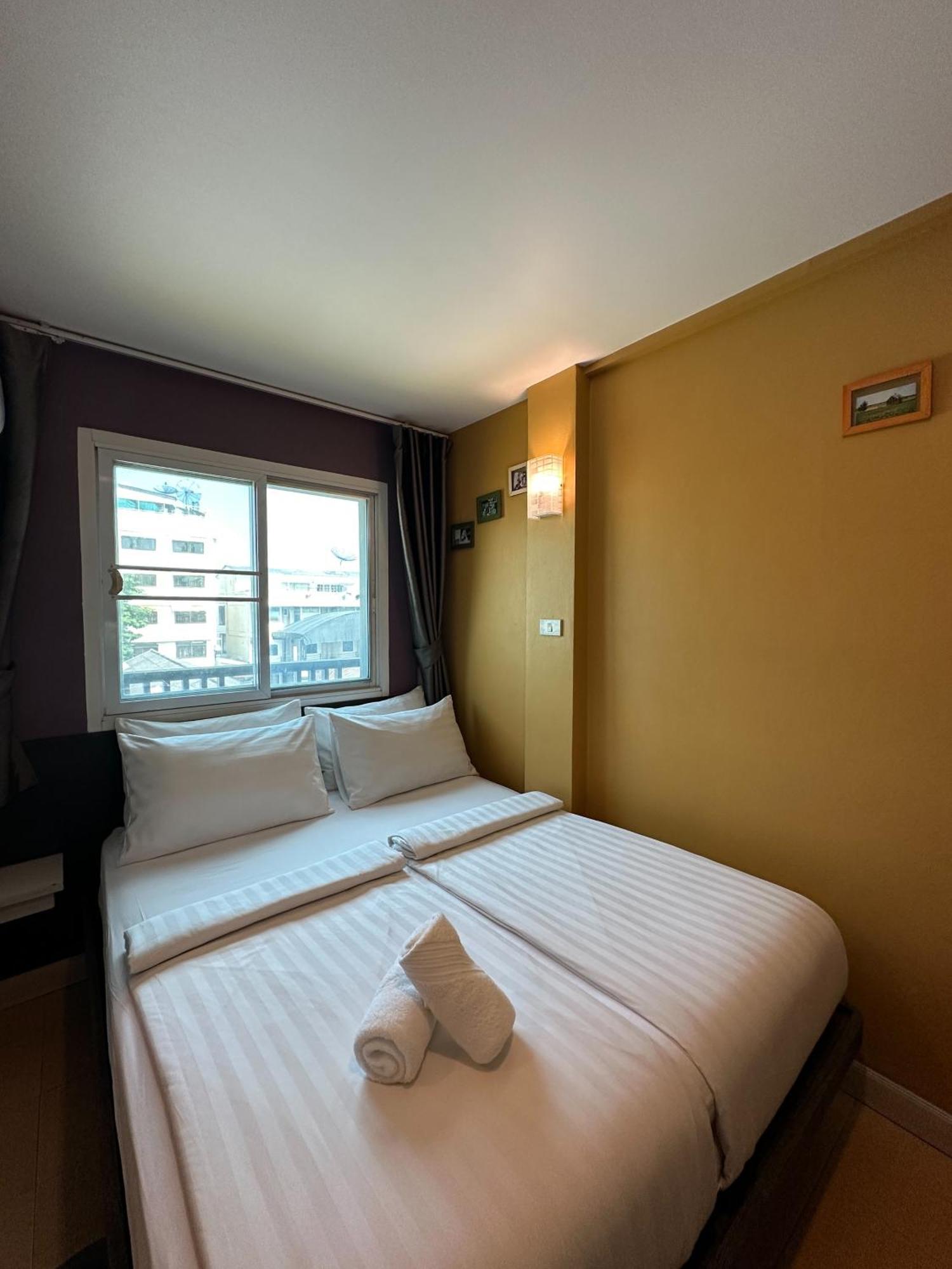 Hotel Bbhouse Phra Athit Bangkok Esterno foto